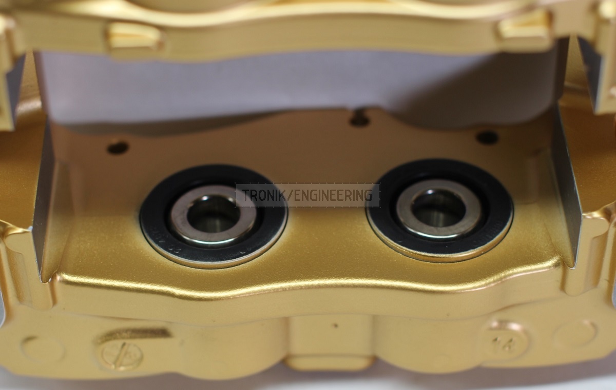 Brembo BMW M3 F80 Rear caliper 34&34(mm) offset ~10(mm) - TRONIK.AE Brembo BMW M3 F80 Rear caliper 34&34(mm) offset ~10(mm)