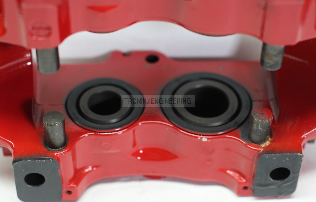Brembo Porsche 911 Front caliper 40&44(mm) - TRONIK.AE Brembo Porsche 911 Front caliper 40&44(mm)