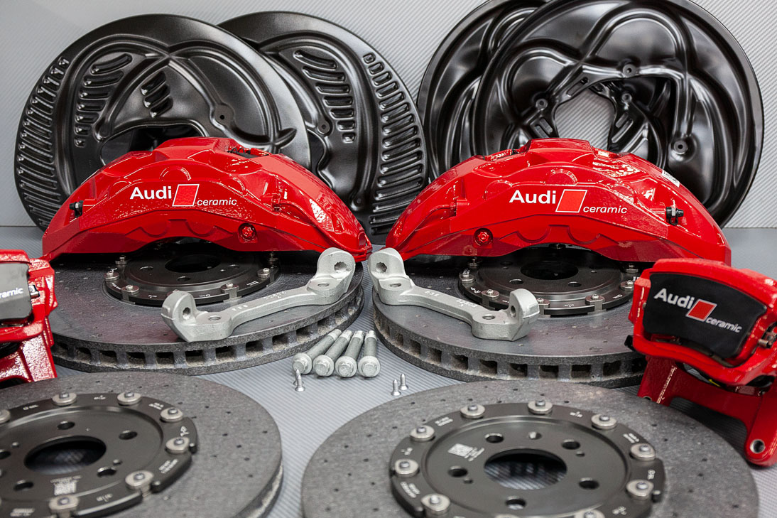 Audi-SQ8-carbon-ceramic-brake-kit.-pic-3.jpg - TRONIK.AE