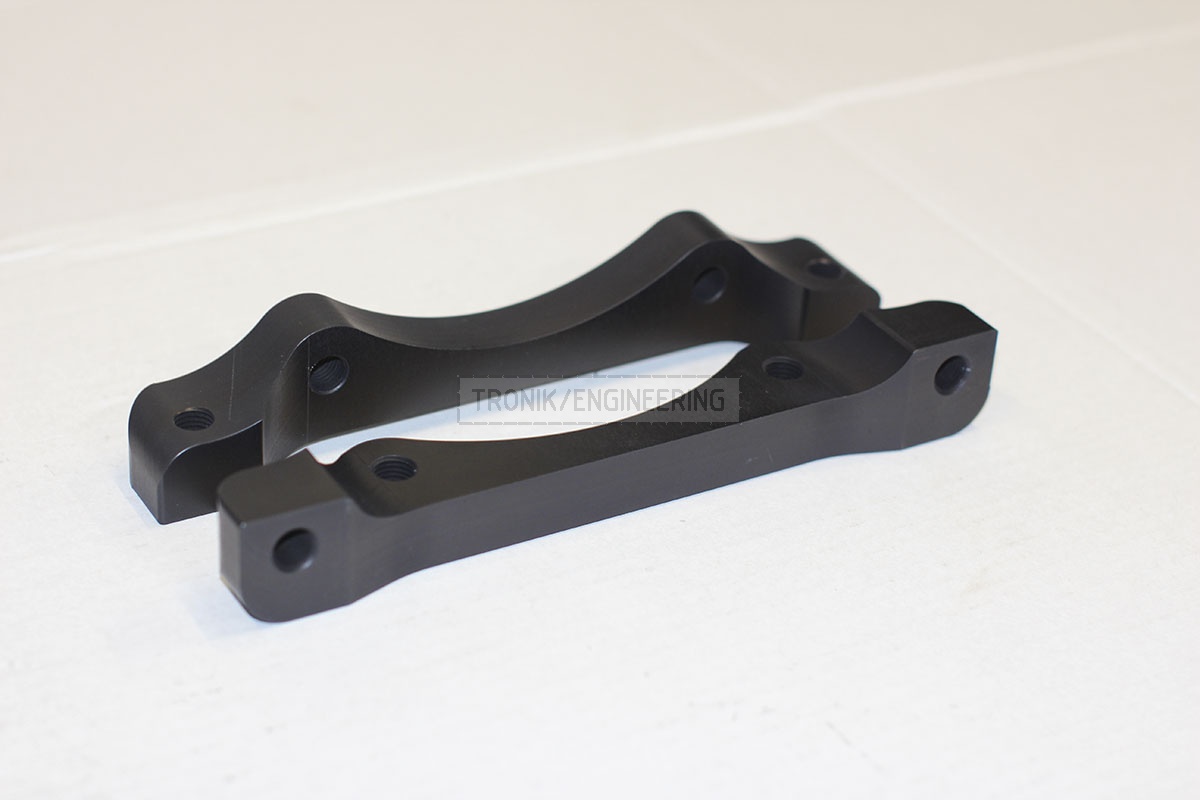 BMW-135i-front-adapters-to-install-M3-CSL-front-rotor-345-28-pic-3.jpg - TRONIK.AE