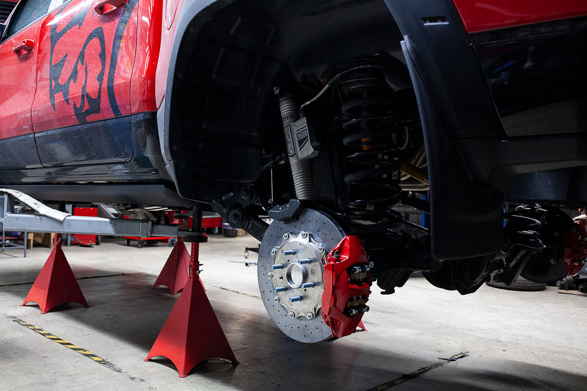 Dodge-RAM-TRX-carbon-ceramic-brakespic-10.jpg - TRONIK.AE