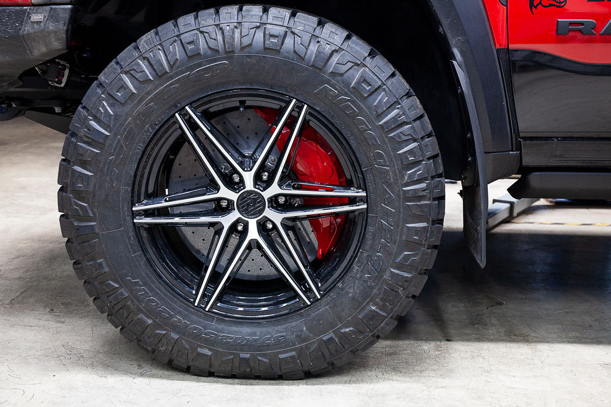 Dodge-RAM-TRX-carbon-ceramic-brakespic-12.jpg - TRONIK.AE
