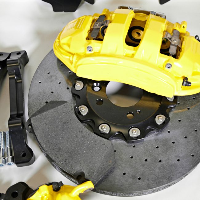 Range Rover Front Brake Carbon-Ceramic brakes for Range Rover Sport SVR - TRONIK.AE