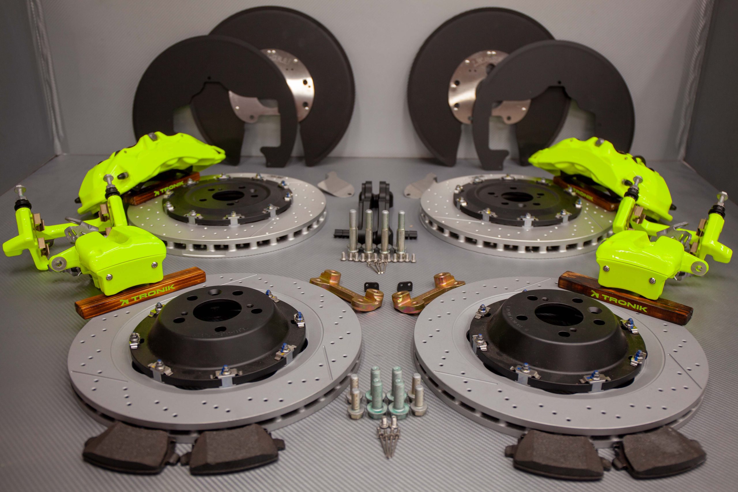alfa-romeo-brakes-pic-1-scaled-1.jpg - TRONIK.AE