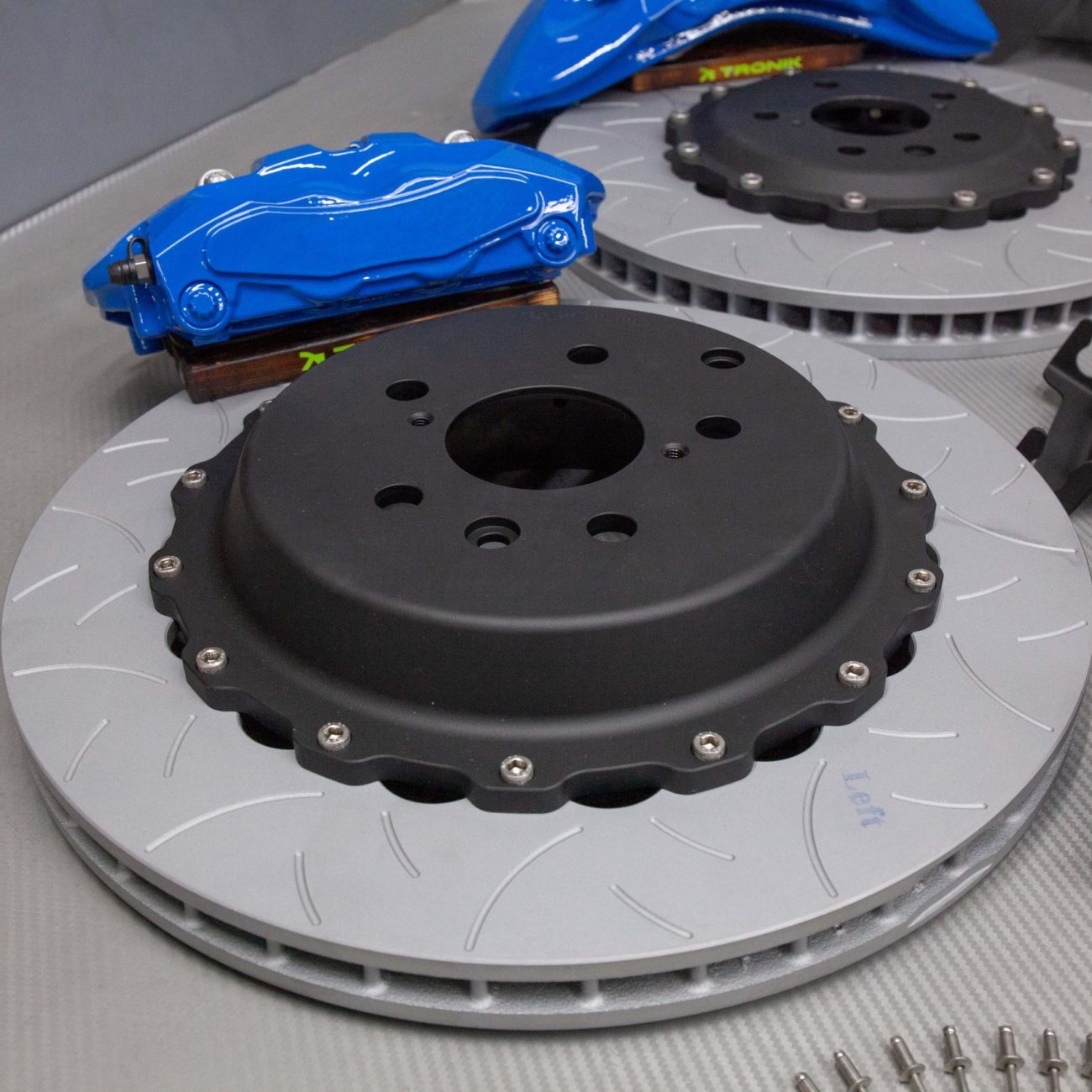 Brake system kit for Jeep Wrangler - TRONIK.AE