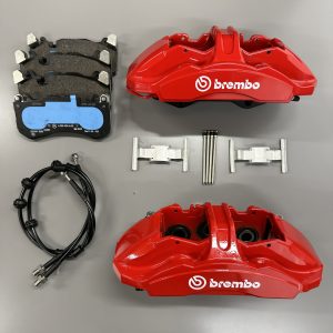 Red front calipers for GT350R