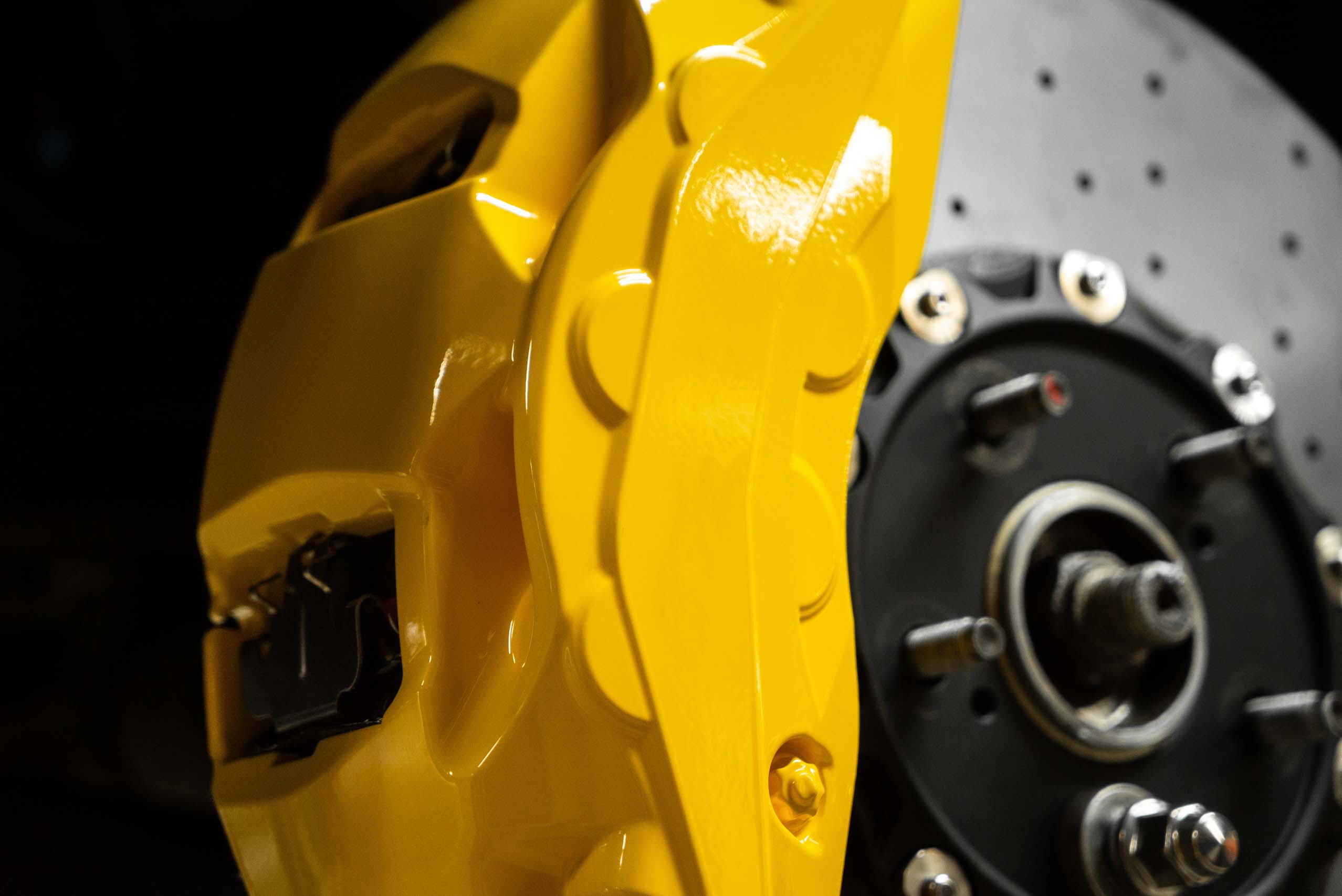 Carbon ceramic brake system for Jeep Grand Cherokee SRT. Pic 4