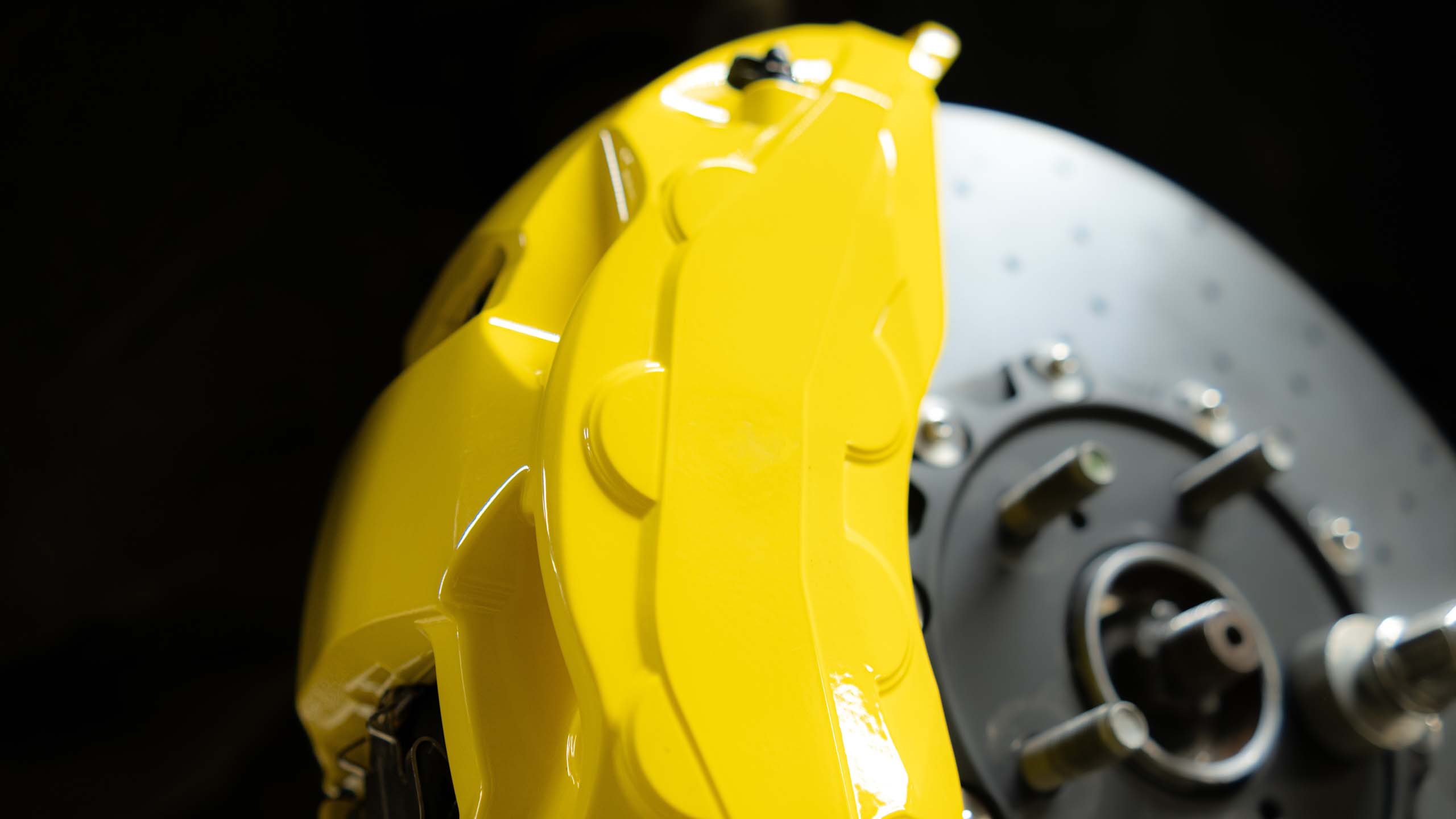 Carbon-ceramic brake system for Dodge Durango. Pic 13