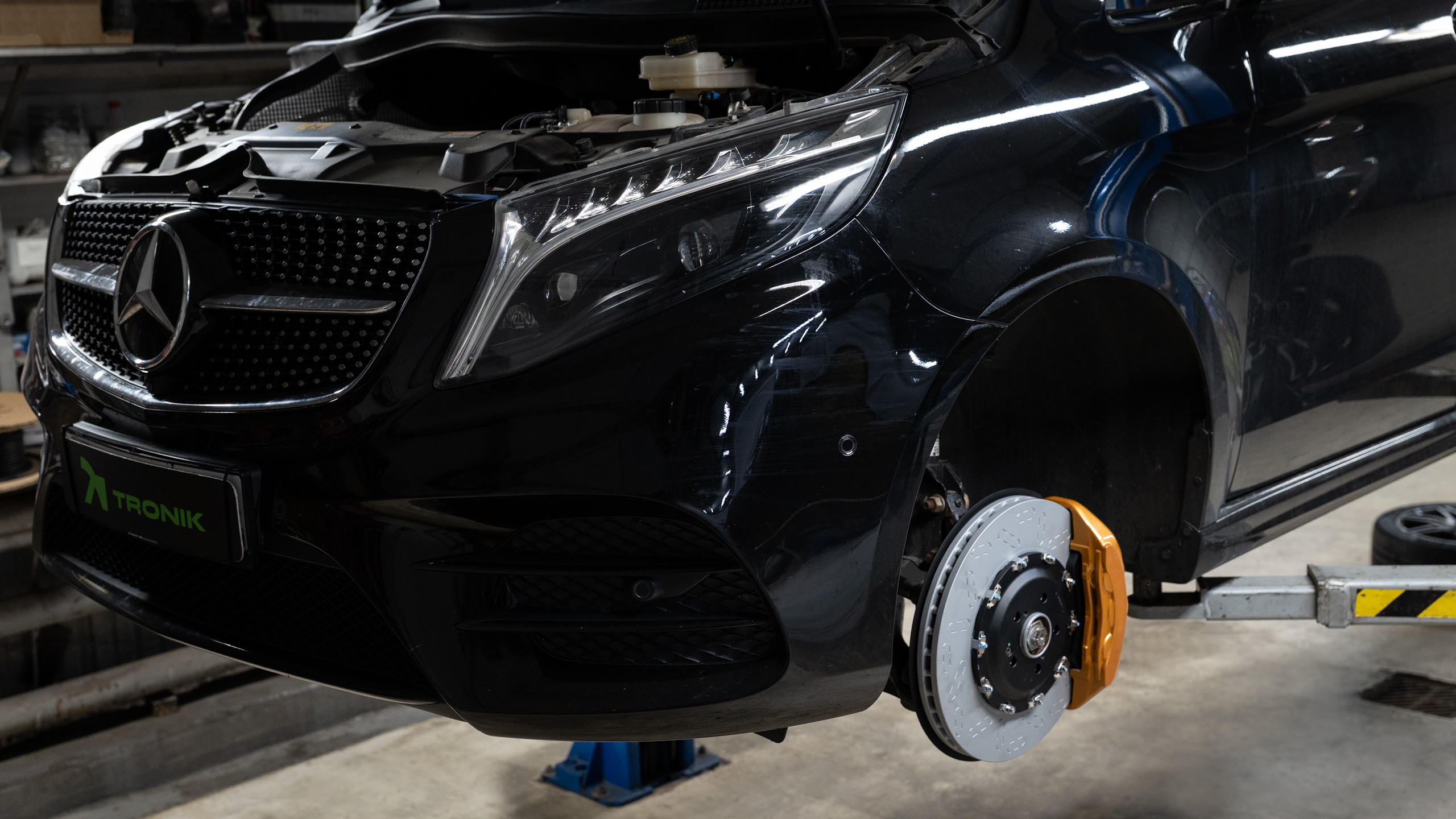 Brake system for MB W447 6