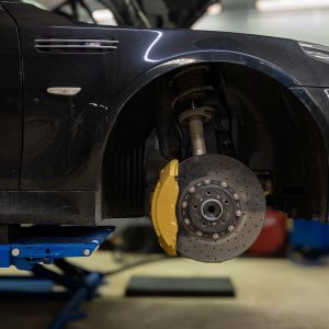 Carbon ceramic brake system for BMW E60