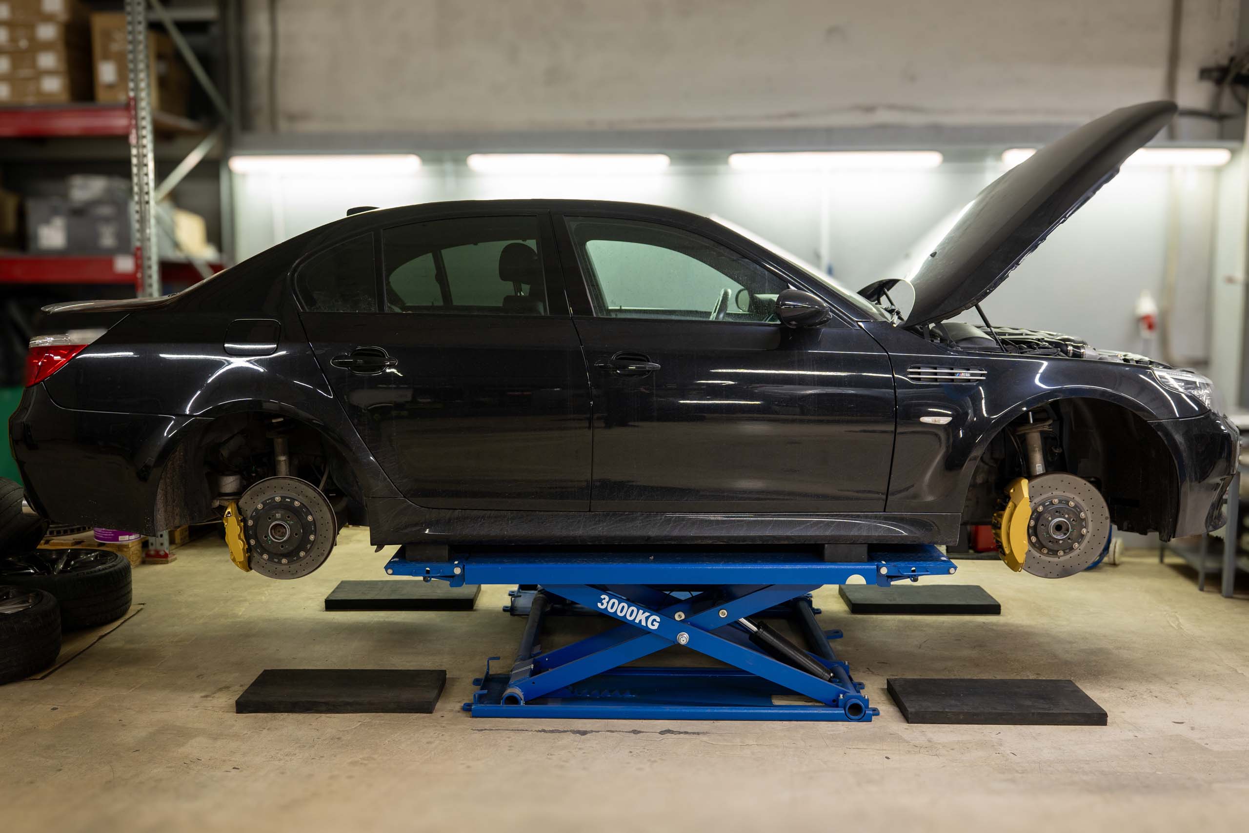 bmw-e60-ccb-pic-4jpg - TRONIK.AE