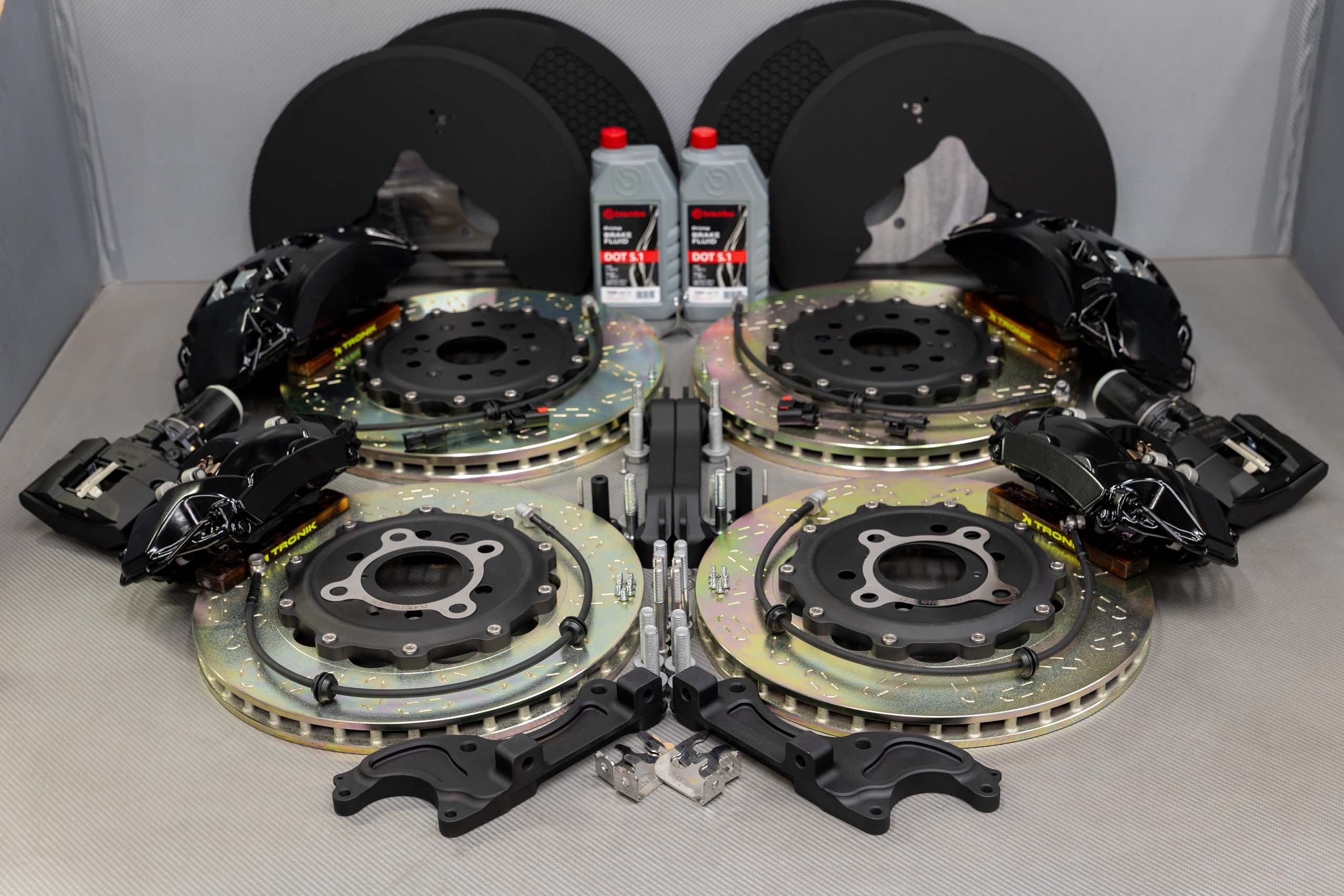 gmc-denali-brakes-kit-pic-1jpg - TRONIK.AE