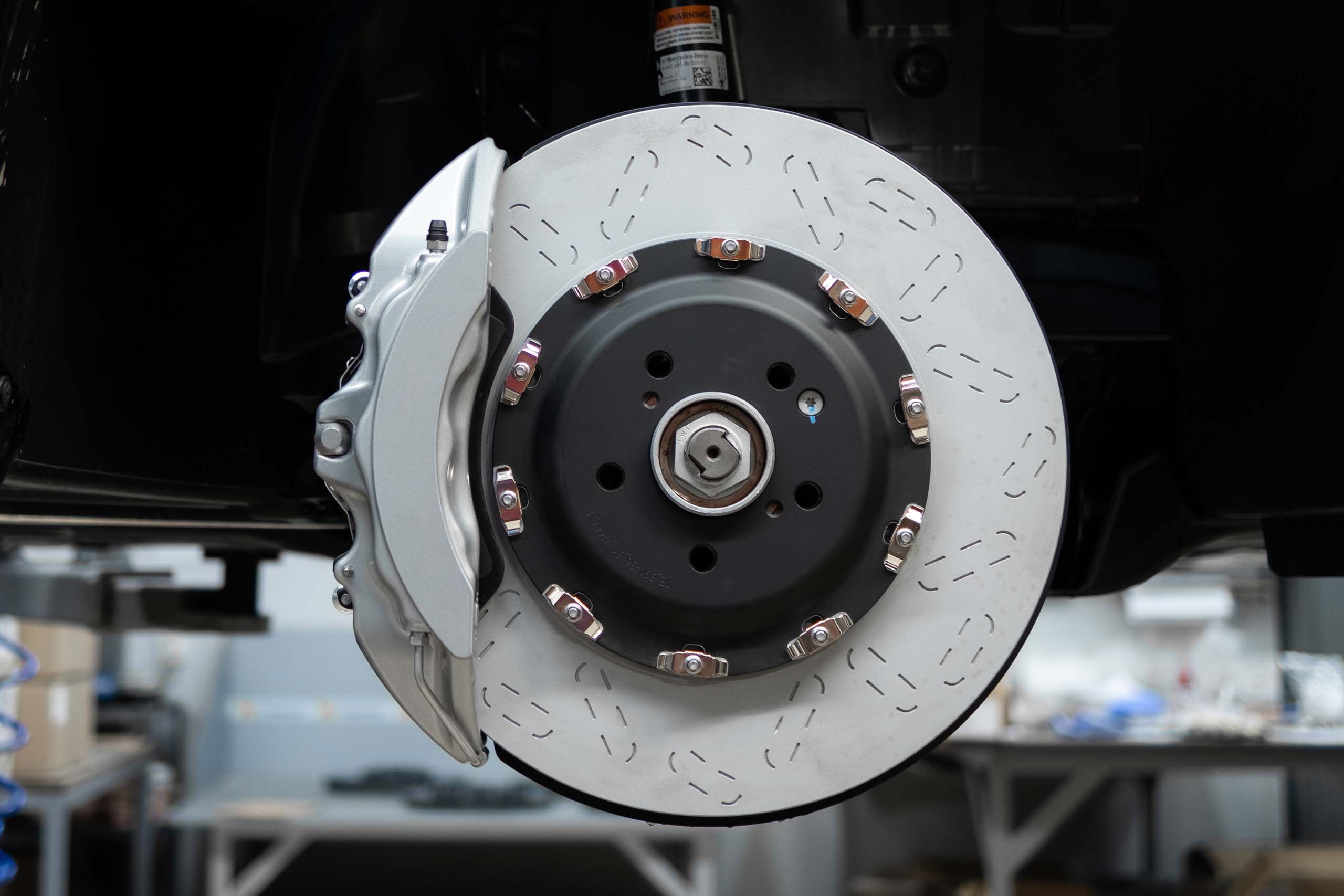 mb-w447-brakes-pic-1jpg - TRONIK.AE