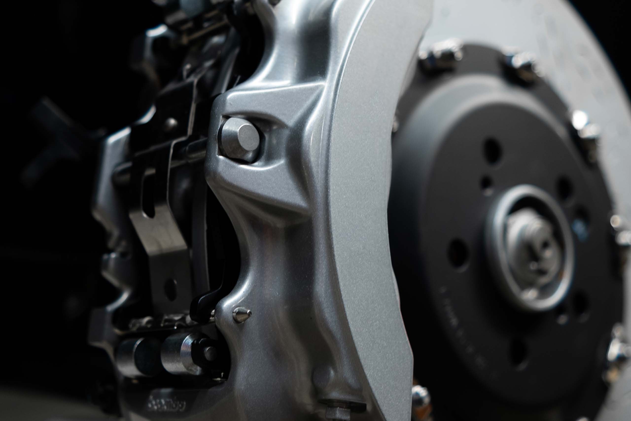mb-w447-brakes-pic-3jpg - TRONIK.AE